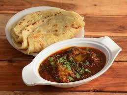 Porotta with Chicken Sukka