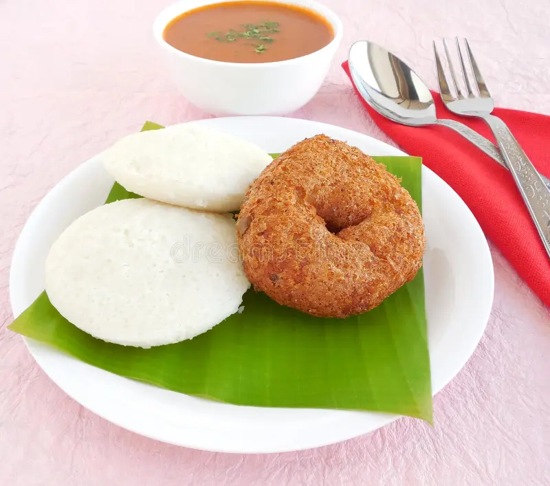 2 Idly 1 Vada with Sambar